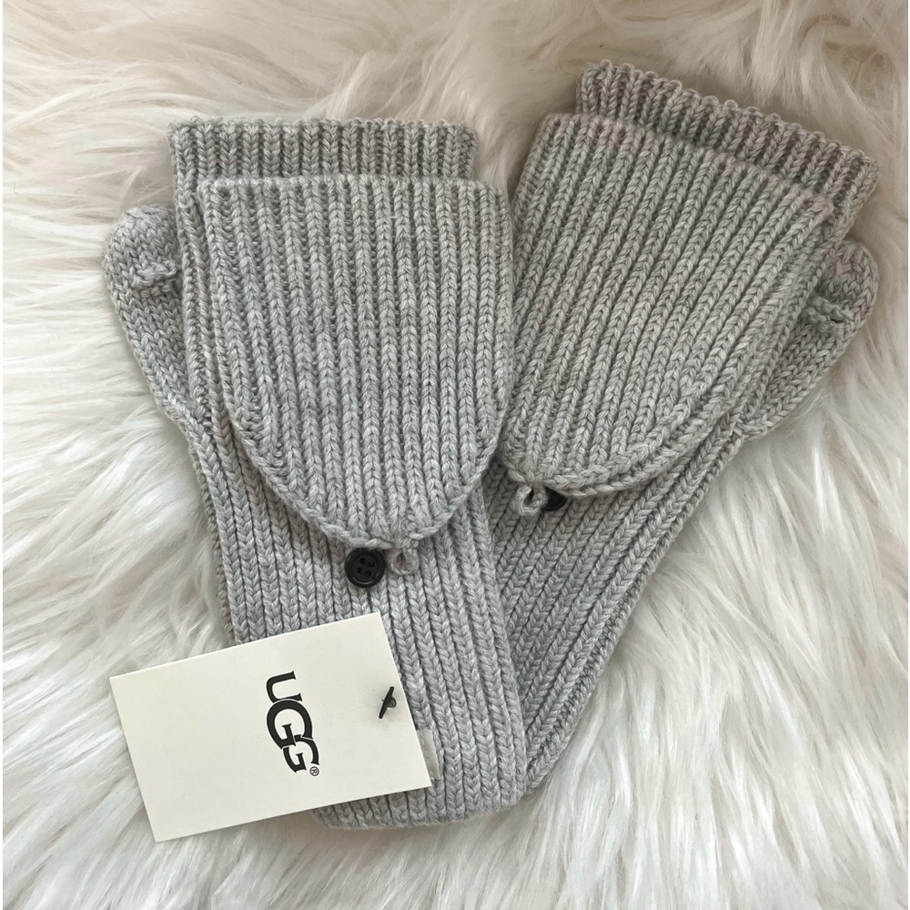 Ugg Women’s Cozy Knit Flip Mittens | Grey | Fingerless